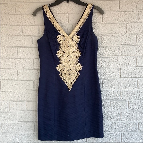 Lilly Pulitzer Dresses & Skirts - Lilly Pulitzer navy blue & gold dress